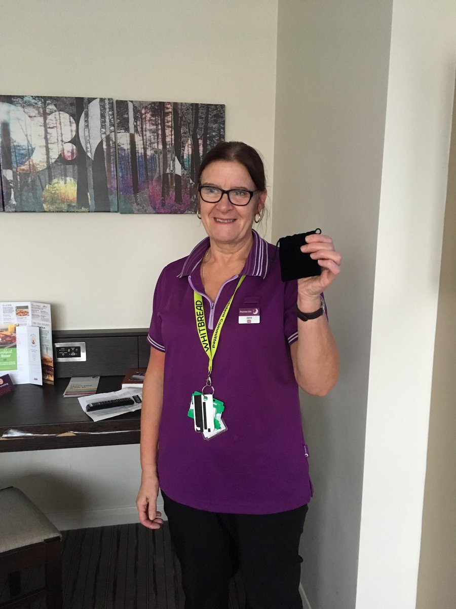 Congrats to our lovely housekeeper Jane for her 10 Years loyalty badge! Thanks for all your hard work!🤩 #teamwow <a href="/wanny_8/">Mark Wanless</a> <a href="/SDEBDD/">simon ewins</a> <a href="/NewboldElaine/">Elaine Newbold</a>