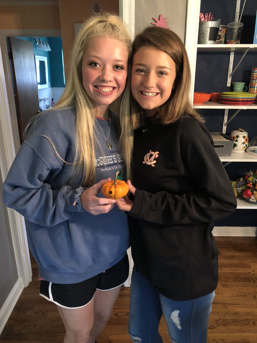 first_jesus101's tweet photo. such a good lesson today about regaining strength from Ms. Courtney!!! we are looking forward to the service project coming up this Saturday!! more info coming soon 💞 https://t.co/inocZaJ9d6
