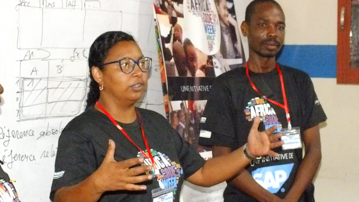 AfricaCodeWeek Togo tweet media