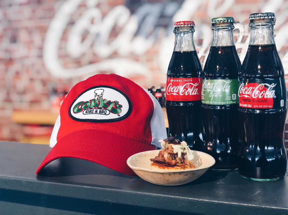 CorkysMemphis's tweet photo. We’re setting up for an eat-and-greet w/ @JimmyStovallQVC @ the @CocaCola Backyard BBQ @NYCWFF - taste our famous Memphis flavor and #servewithacoke https://t.co/l2WUaSMXYa