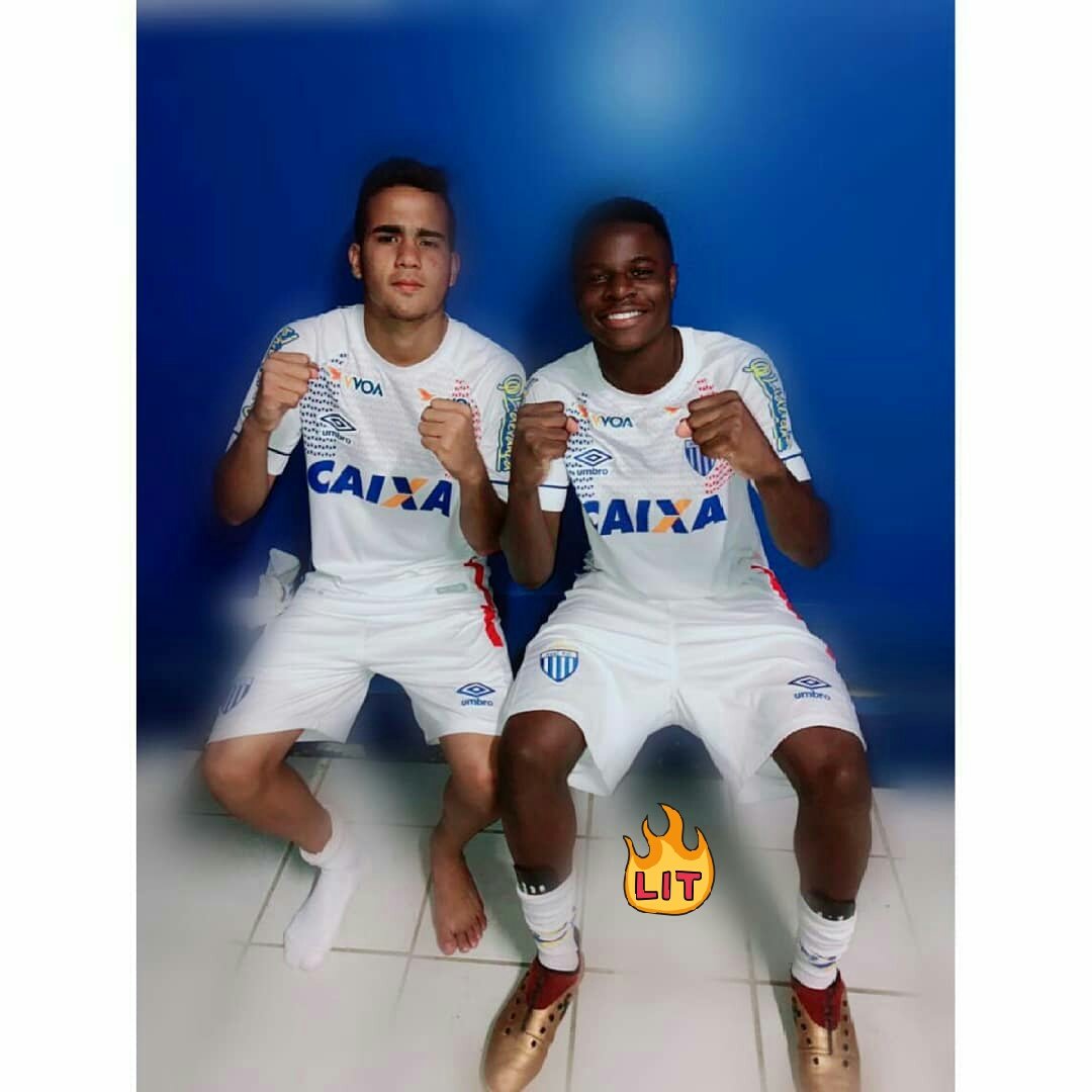 dg_ofc11's tweet photo. O passado pode está na sua cabeça, mas o futuro só depende de vc!! 🙌💪⚽ https://t.co/4A1MBJIDq1