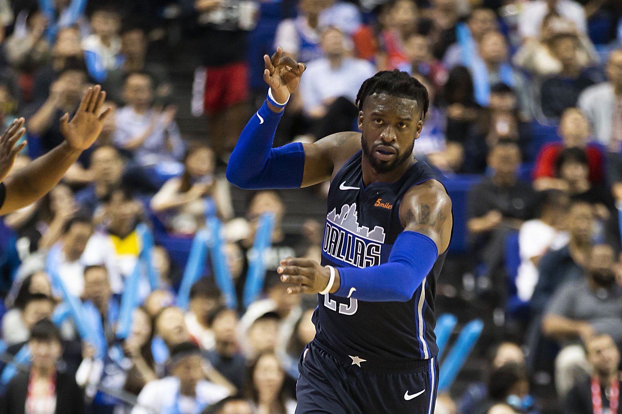 Calling all to wish Wesley Matthews a happy 32nd birthday! 