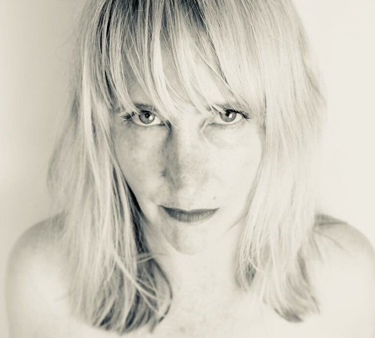 Anna Connolly tweet media