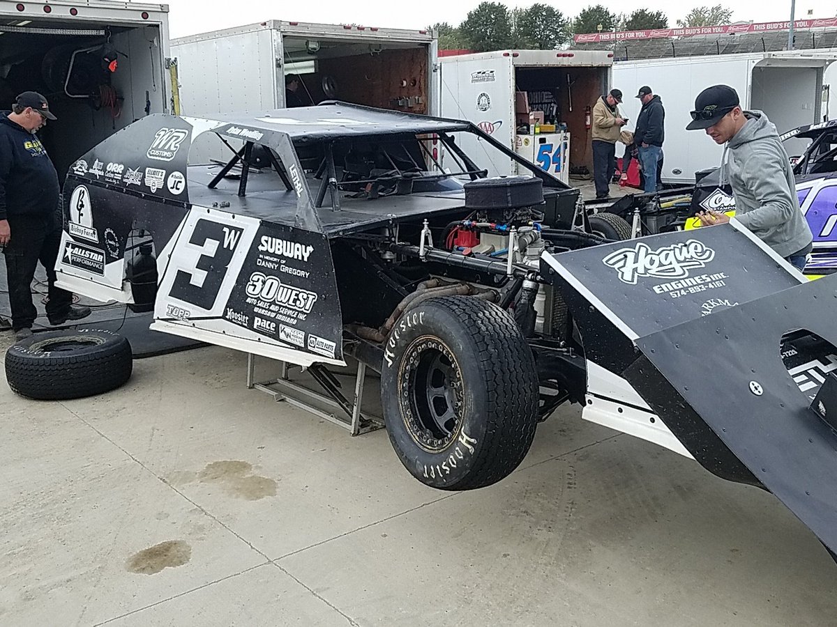 DIRTcarRacing's tweet photo. #LastCallForThemAll @DylanWoodling comes into today 7th in points. The Warsaw IN driver has a reasonable chance at a T5 finish in the final @EldoraSpeedway @DIRTcar_Racing Modified standings. https://t.co/YDYgacnkAJ