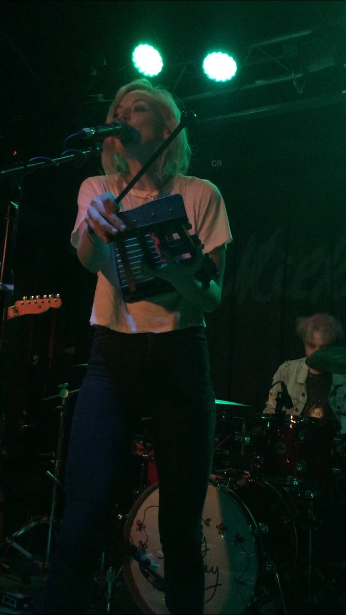 Court_rankin's tweet image. More photos from Friday night 💜✨🎶🎵 #emilykinney #milkboy  #paulmcdonald