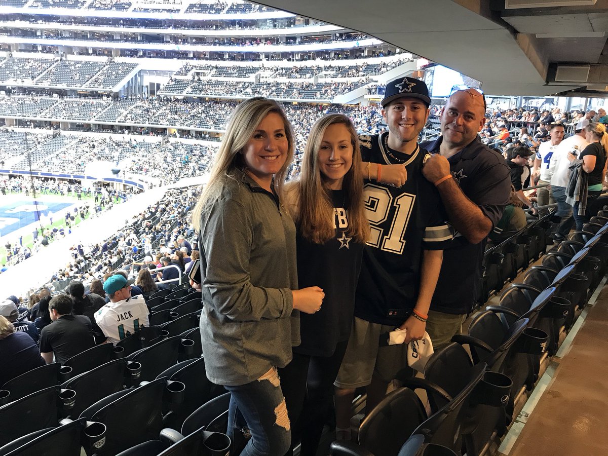 JoriEpstein's tweet photo. Cowboys RB Ezekiel Elliott began wearing cancer patient Jake Silver’s “Silver Strong” orange bracelet rookie year. He still wears it every practice and game. Today, Zeke got Jake’s family tickets to game https://t.co/hVYDeY4nLu