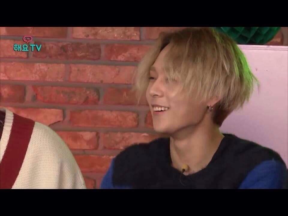 gigi_dachi's tweet photo. Please don't make Hyojong feel guilty because he isn't, he just fell in love and opened his heart, that's nothing bad about it, this is so unfair, I'm sorry bias :'(, still love and support you π #2YearsWithEdawn https://t.co/6TCduU5WMY