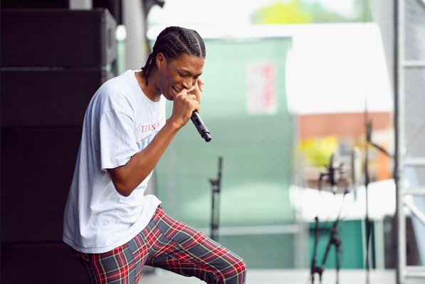 Nashville's <a href="/MIKEFLOSSMUSIC/">Mike Floss</a> continues to release quality sounds at a prolific rate with his latest single, "FOTW". lvtr.co/2QN08lh