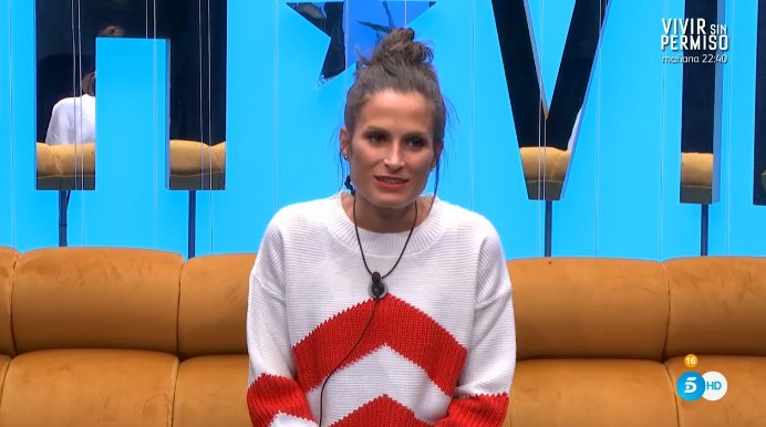 ghoficial's tweet photo. ¿Entiendes las reflexiones que hace Verdeliss de cara al grupo?

🔄 Por supuesto, es de las más sinceras
❤️ No, solo quiere llamar la atención

#GHVIPDBT5 https://t.co/jGyuRN2Gxe