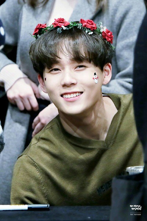 PENTAGONBrasil's tweet photo. [#2YearsWithEDawn] 😁 #이던

☆.｡.:* ✨ Smiling E'Dawn Appreciation Post ✨*:.｡.☆ https://t.co/xQYXWdUgGh