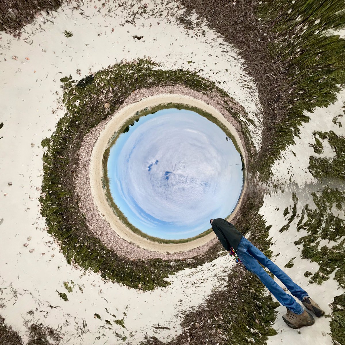 MonaLisaLvsHeah's tweet image. “Throw your dreams into space like a kite, and you do not know what it will bring back, a new life, a new friend, a new love, a new country.” - Anais Nin - or maybe even a Tiny Planet or Rabbit Hole #tinyplanet #kiteflyer #CapeCod #Iphonography