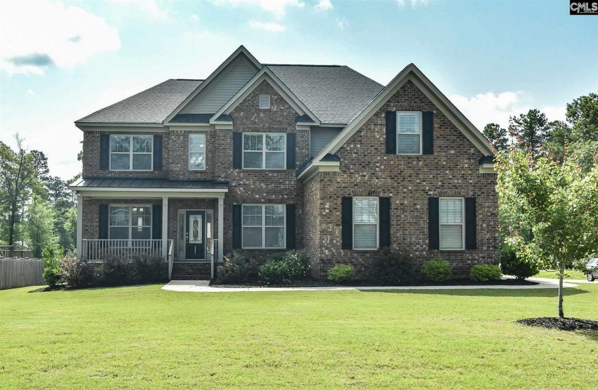 SweetSoHomes's tweet photo. This 4 BED home won't last long! Ping me for details or a showing. #realestate  https://t.co/mpCHnC5BW9 https://t.co/KOiX9eF5Wq