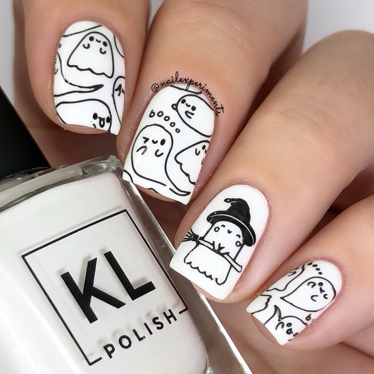 👻 How cute are these ghosts?!
⠀⠀⠀⠀⠀⠀⠀⠀⠀
<a href="/KLPolish/">KL Polish</a> by <a href="/KathleenLights1/">Kathleen Lights</a> using Paper Snow and Tuxedo Mask

#klpolish #klpolished #kathleenlights