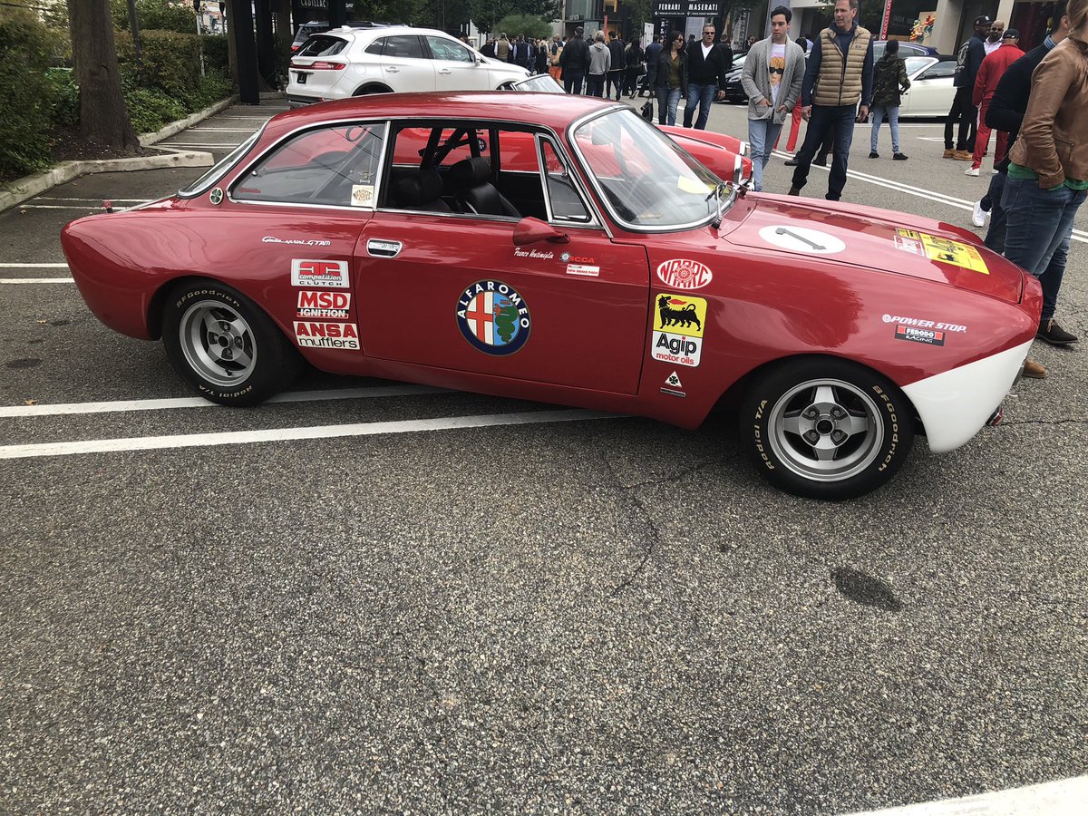 UniverseNY's tweet photo. Old School Alfa @AmericanaShops @alfa_romeo @AlfaRomeoUSA https://t.co/ouojCWcFdl