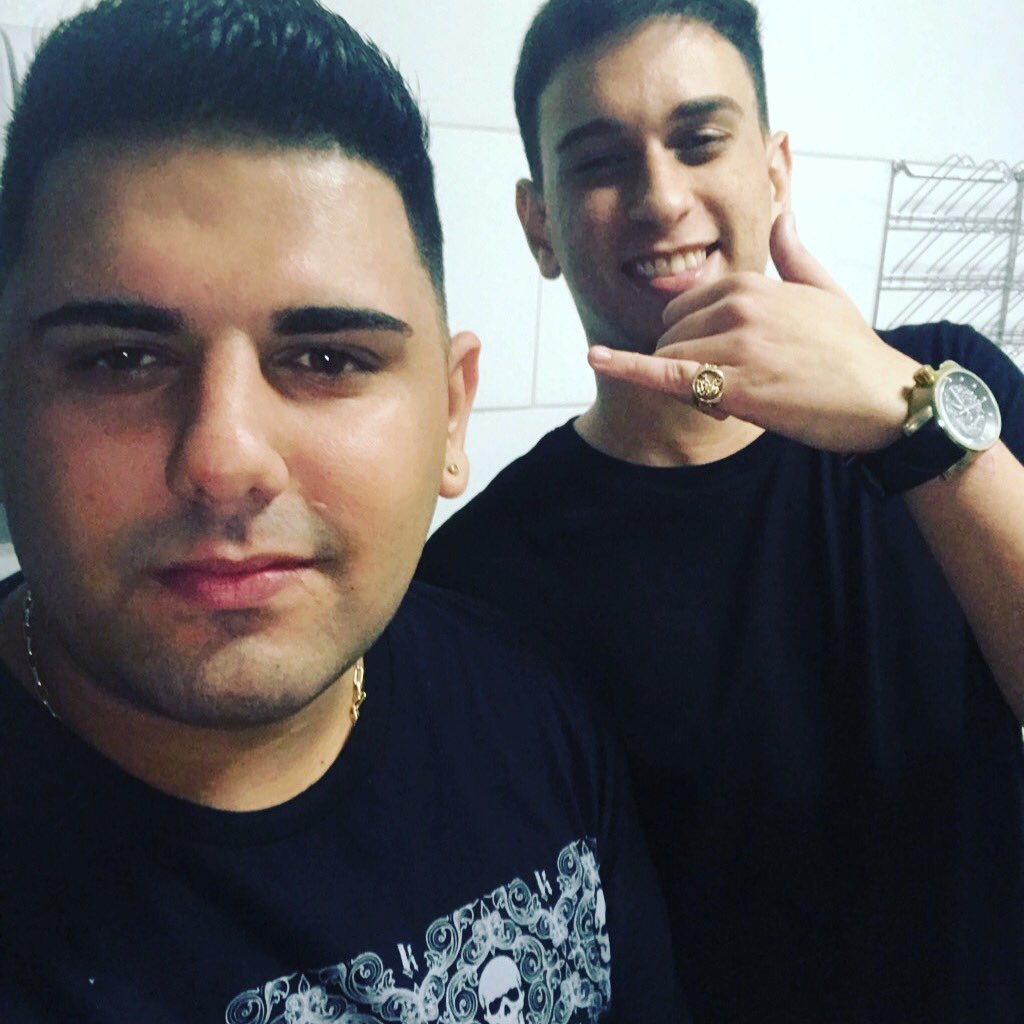 MarcoAntoniioJr's tweet photo. O rei da sarradeira, sucesso total
#Jrdomd 🔥🔥 https://t.co/RPFkiTvZkZ