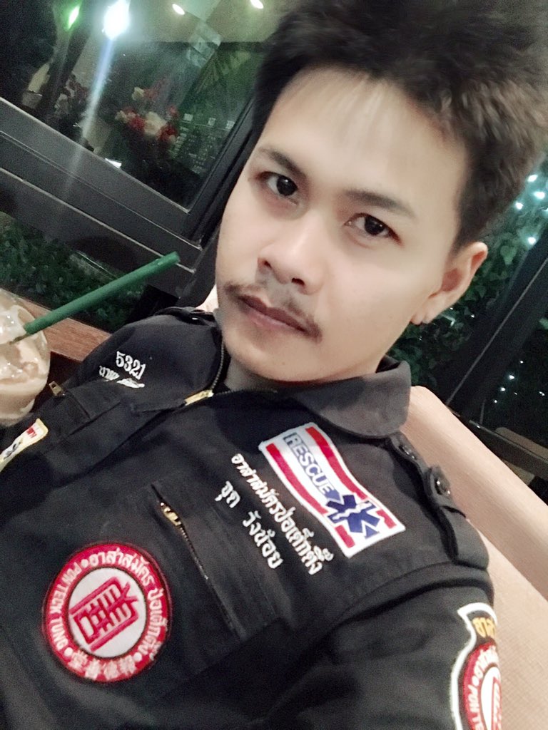 hanami_nu's tweet photo. เค้าบอดว่าผม #โคตรแมนเลย....5555 https://t.co/lsWjxa1Q3H