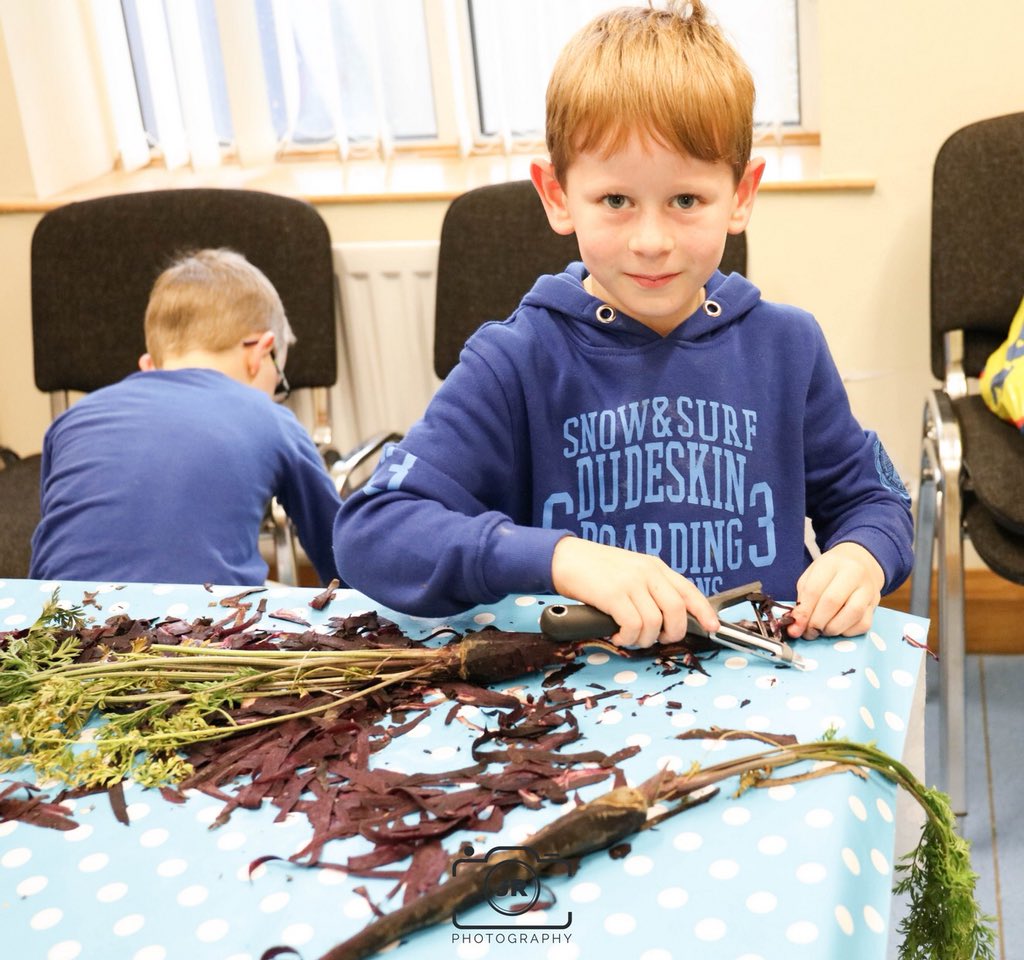 kgardencooks's tweet photo. My final @RHSSchools #soupshare event was at @gardeningmagh where we harvested veg and it went straight to the pot #freshestsoupever #purplecarrots #purplesoup @chefkathymac @VirtualiAlison @GrowForTherapy https://t.co/JFYMq0V0BZ