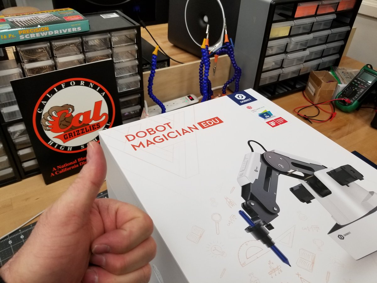 CalEngineering's tweet image. Our first Dobot Magician has arrived!  Looking forward to using in in my Computer Integrated Manufacturing (CIM) class.  Did Apple Inc package this beautiful thing?  @CazHSTechLabs @InPosition1 @calhighinfo