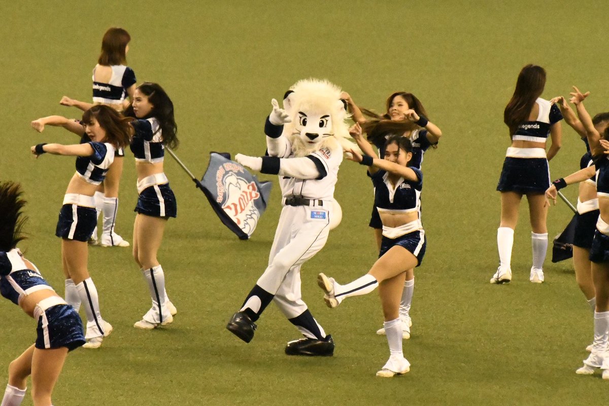 ハッシュタグ レオとライナの写真が集合するミラクル元年なタグ に集まった地平を駆ける獅子の写真たち Togetter