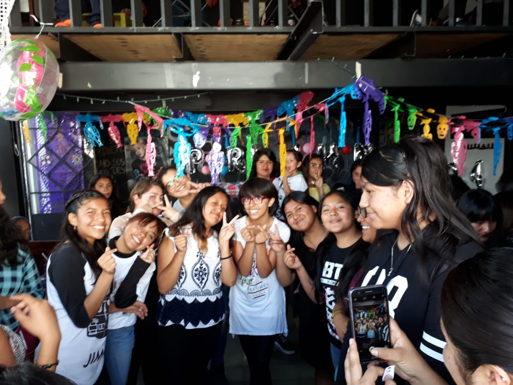 Jimin_Mexico's tweet photo. 『 14.10.18 JIMIN B-DAY 』
✿¡MUCHAS GRACIAS!✿
Fue sencillo pero realmente muy divertido 🐥
Esperamos que hayan disfrutado mucho celebrar el cumpleaños de Jimin con nosotros 💐💕
#JIMIN @BTS_twt #Love_ya_Jimin #flowARMY #HAPPYJIMIMDAY https://t.co/hj9ekLj3z0