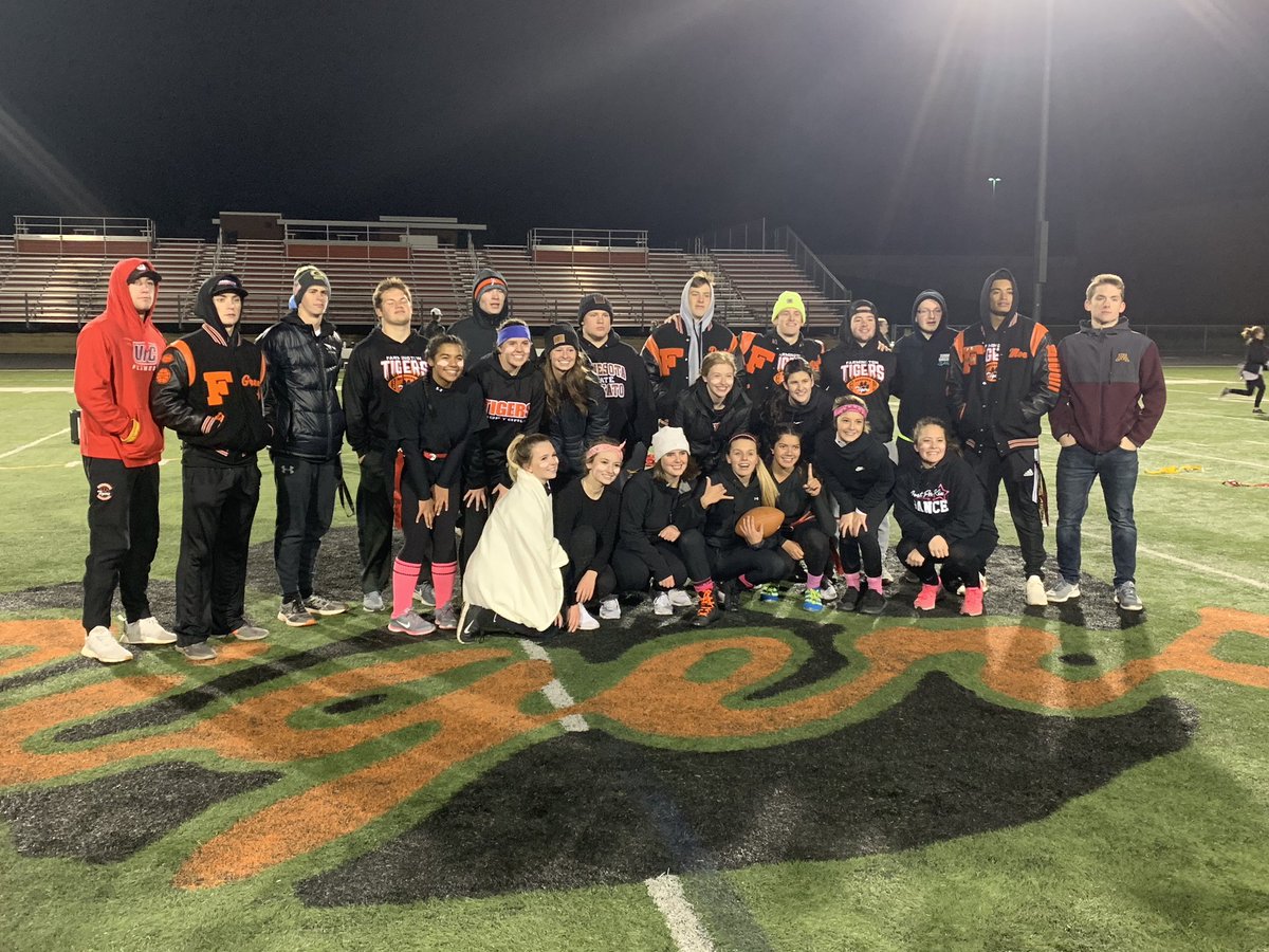 MrHeerenmath's tweet photo. Seniors with the 9-3 victory. Yes...each senior basically had their own coach. https://t.co/uH1xWPV6s3
