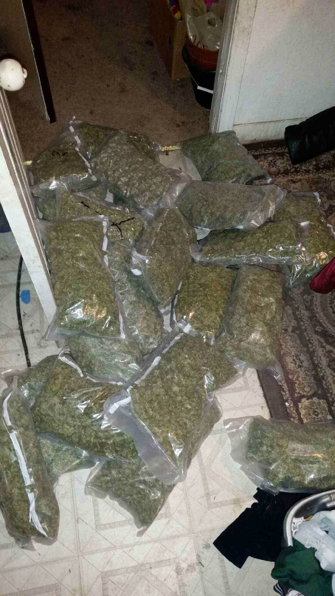 TulareSheriff's tweet photo. Detectives Find Bags of Pot in Baby’s Crib, Honey Oil Lab & Stolen Property at Dinuba Home https://t.co/0sGOc0b6ZR #TulareCounty #tularecountysheriff #marijuanabust #potbust #childendangerment #marijuana https://t.co/03FByffG5c