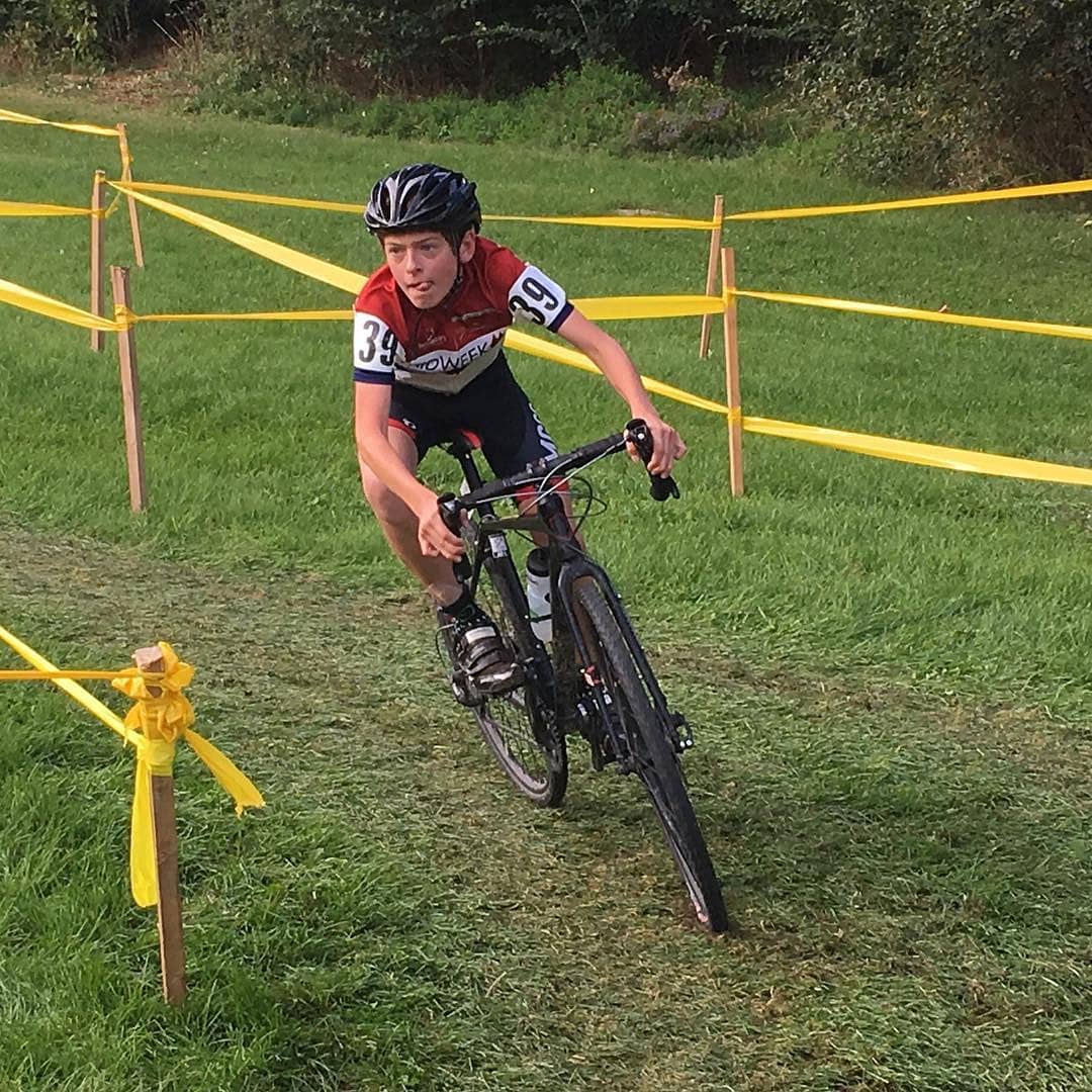 midweekcycling's tweet photo. Kids be racing... #tocx #Crossishere https://t.co/FctS41cgEJ