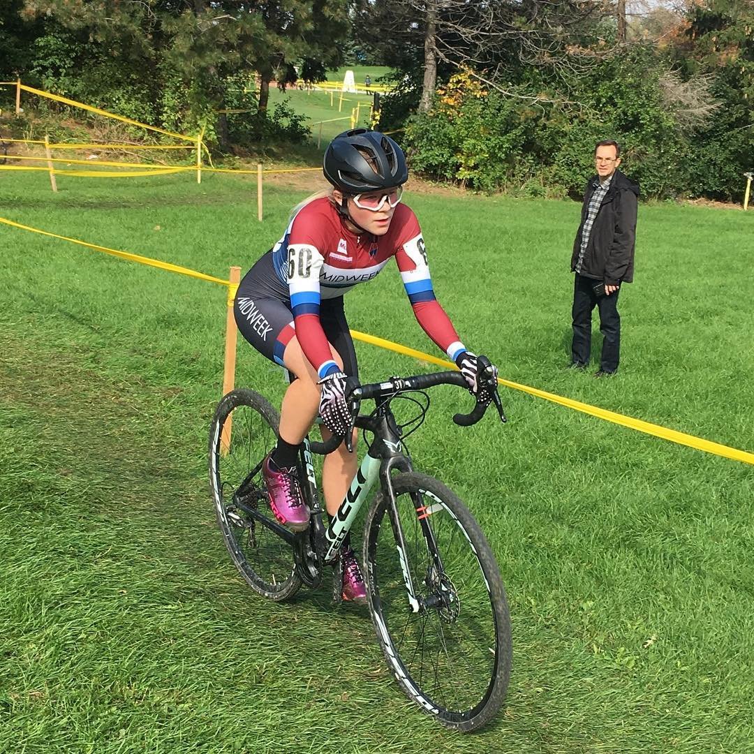 midweekcycling's tweet photo. Kids be racing... #tocx #Crossishere https://t.co/FctS41cgEJ