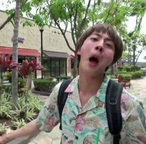InfiresMan02's tweet photo. Nosotros tenemos presidente, una isla, una bandera, un himno, 1938848392 premios y los que faltan
Y tus favs y fandom pa' cuando? 
Sin duda estoy en el fandom correcto 
#ARMYIndependenceDay https://t.co/AeNdxFgAlm