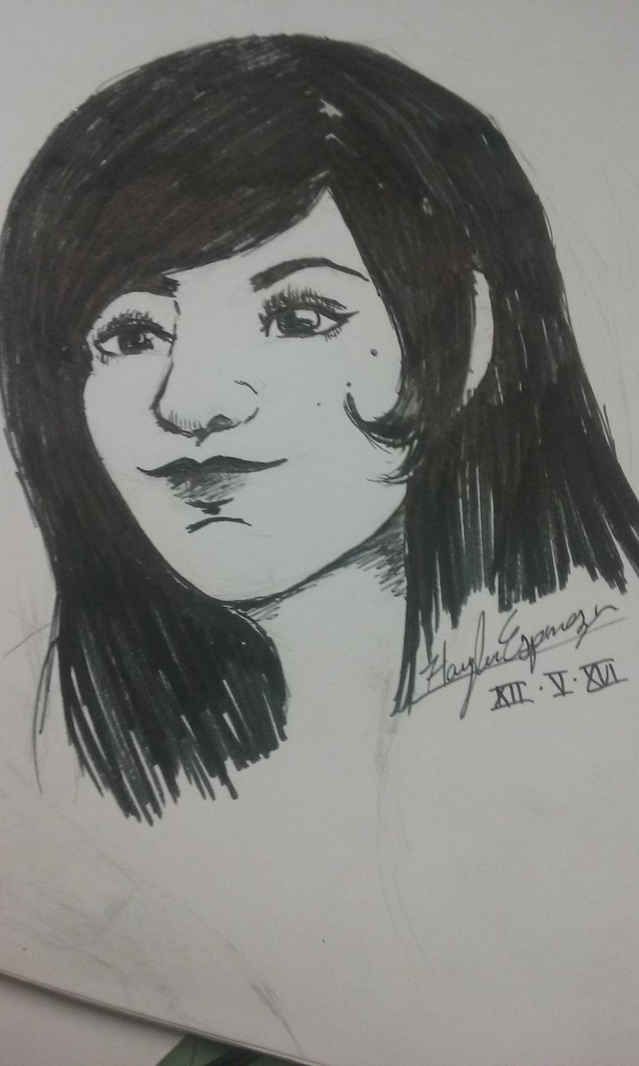 TAzonipse's tweet photo. #sharpie #ink #marker #cutesmile #blackandwhite #contrastart #darksmile https://t.co/mo0WGj473E
