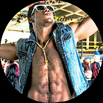 VisibleinVelvet's tweet image. #NewProfilePic