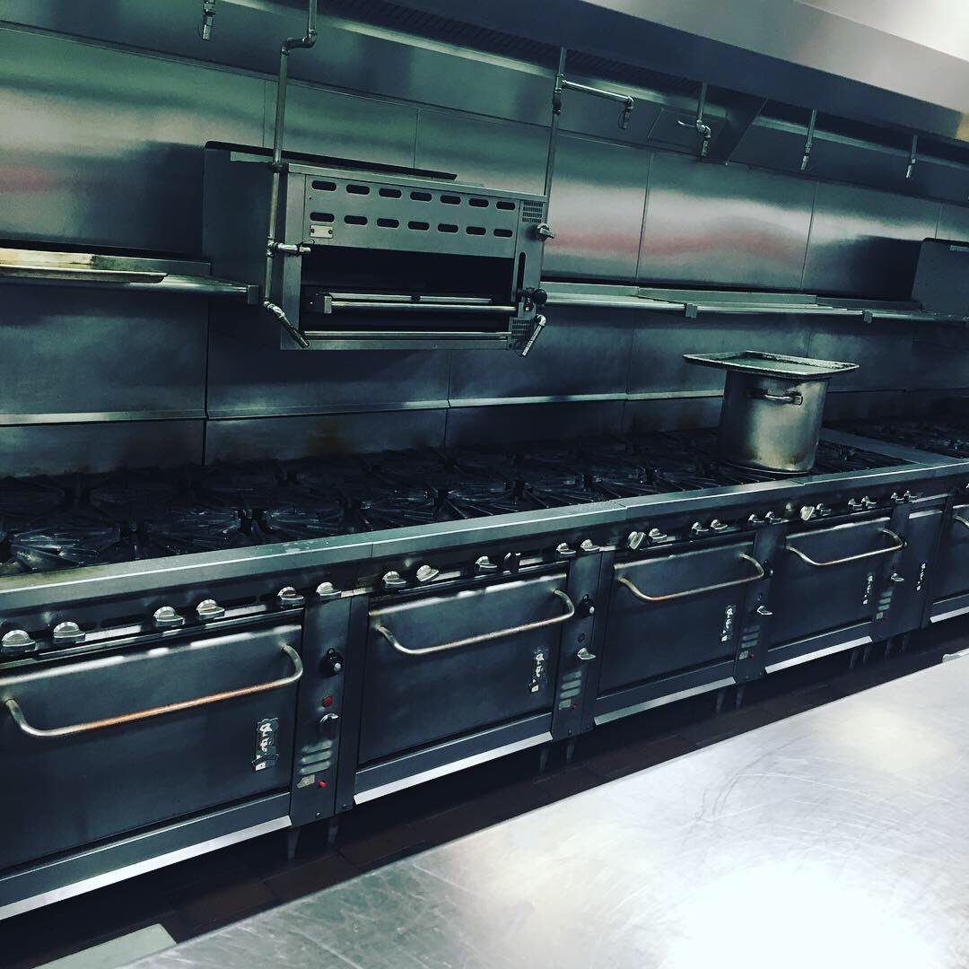 FlavinTom's tweet photo. Honoured to have the grand tour of The Culinary Institute of America College & University with @Failte_Ireland #foodchamps #foodchampsontour #chefstraining #chefshortage https://t.co/PDUgtFAZ6S