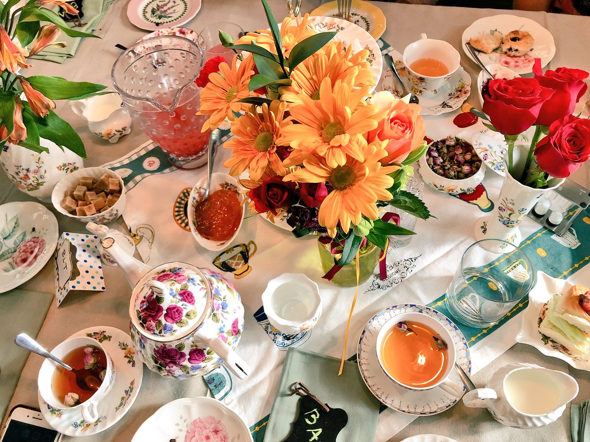 EdelweissDG's tweet photo. Tea party at Mrs. Charsley’s House https://t.co/XtHilK8fJg
