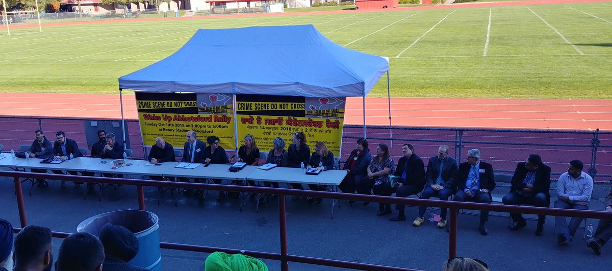 Moe_Gill's tweet photo. The city councilor and school trustee candidates are introducing themselves and offering what they feel can help the situation of crime in #Abbotsford #wakeupabbotsford  #moeformayor https://t.co/teVoRM3C2B