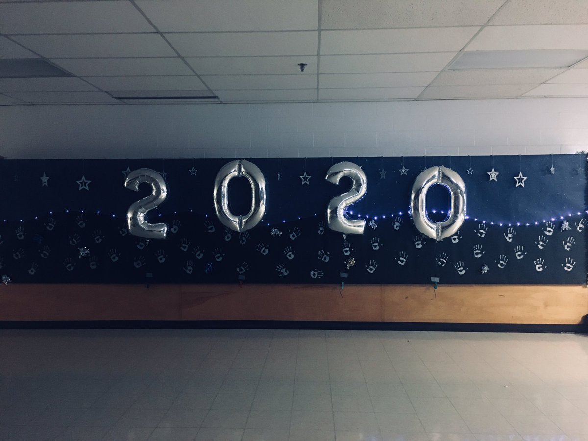 Special shoutout to everyone that helped with the hallway!! We appreciate you all so much💙