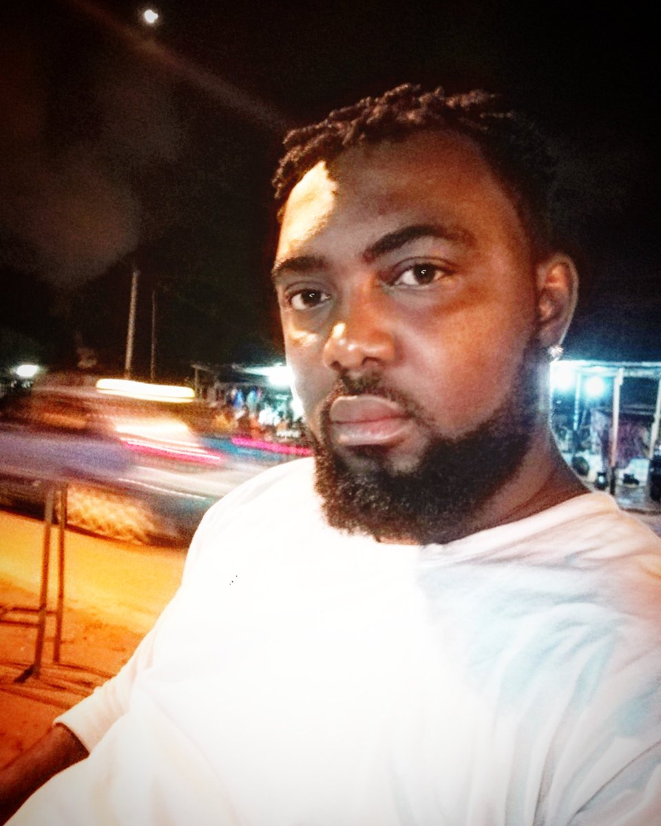 smiledelekiptip's tweet photo. #New_Cut. J'ai essayé autre chose. J'ai voulu changer un peu. Celui là c'est #Smayle l'autre c'est #Messieu_Oh #Mr. Bon je suis open pour toute les critiques bonnes comme mauvaises #LaChicotance chargement à 85%
#C_Le_Way
👉🏾https://t.co/EcInqQgdpu https://t.co/jOO9agoMHa