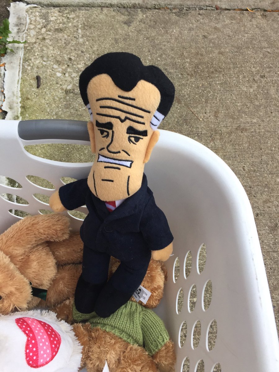 MilesKLassin's tweet image. A lost #Romney2012 relic.
