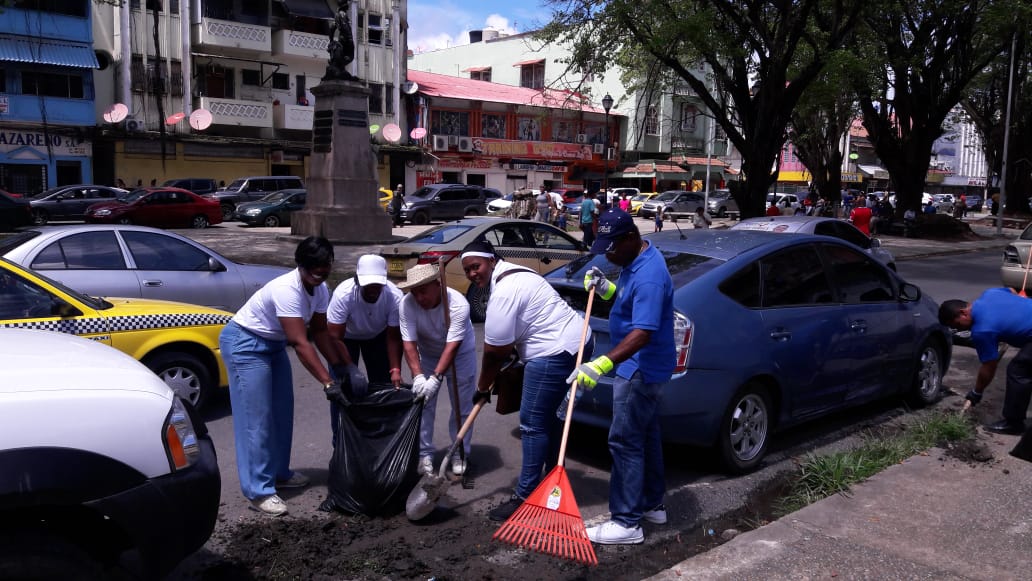 roselapatricia's tweet photo. #3xColon #usmacolonpty haciendo la diferencia por Colon..
unete se parte del cambio
pq las BUENAS NOTICIAS tambien son noticia
@tvnnoticias @AlvaroAlvaradoC @prensacom @la_cascara @USMApanama https://t.co/XEX2nG9rne