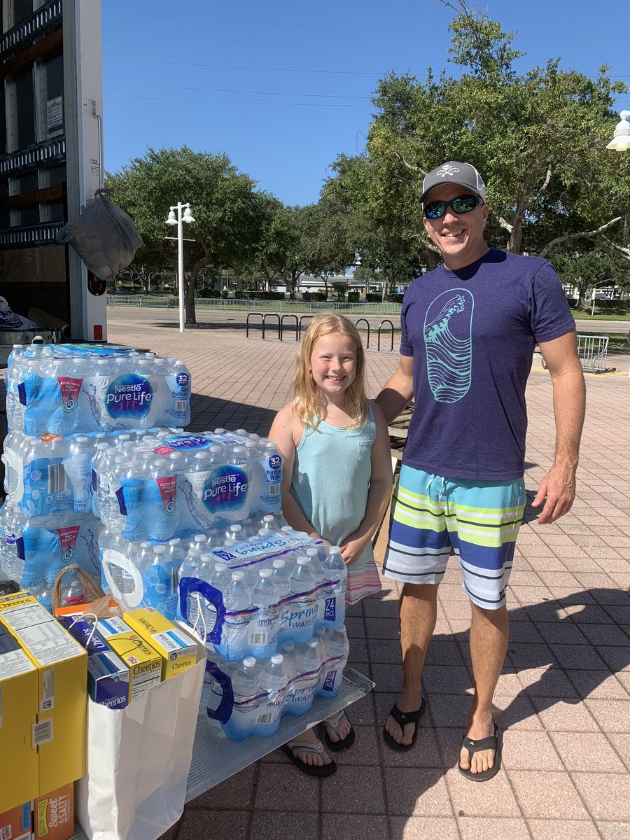 RaysCommunity's tweet photo. What a day. Thank you so much for your incredible support and generous donations for those affected by #HurricaneMichael. We are back at it tomorrow, from 6:00 am - 6:00 pm. We’re so grateful for you all! #RaysUp https://t.co/N2rAY6EIqr