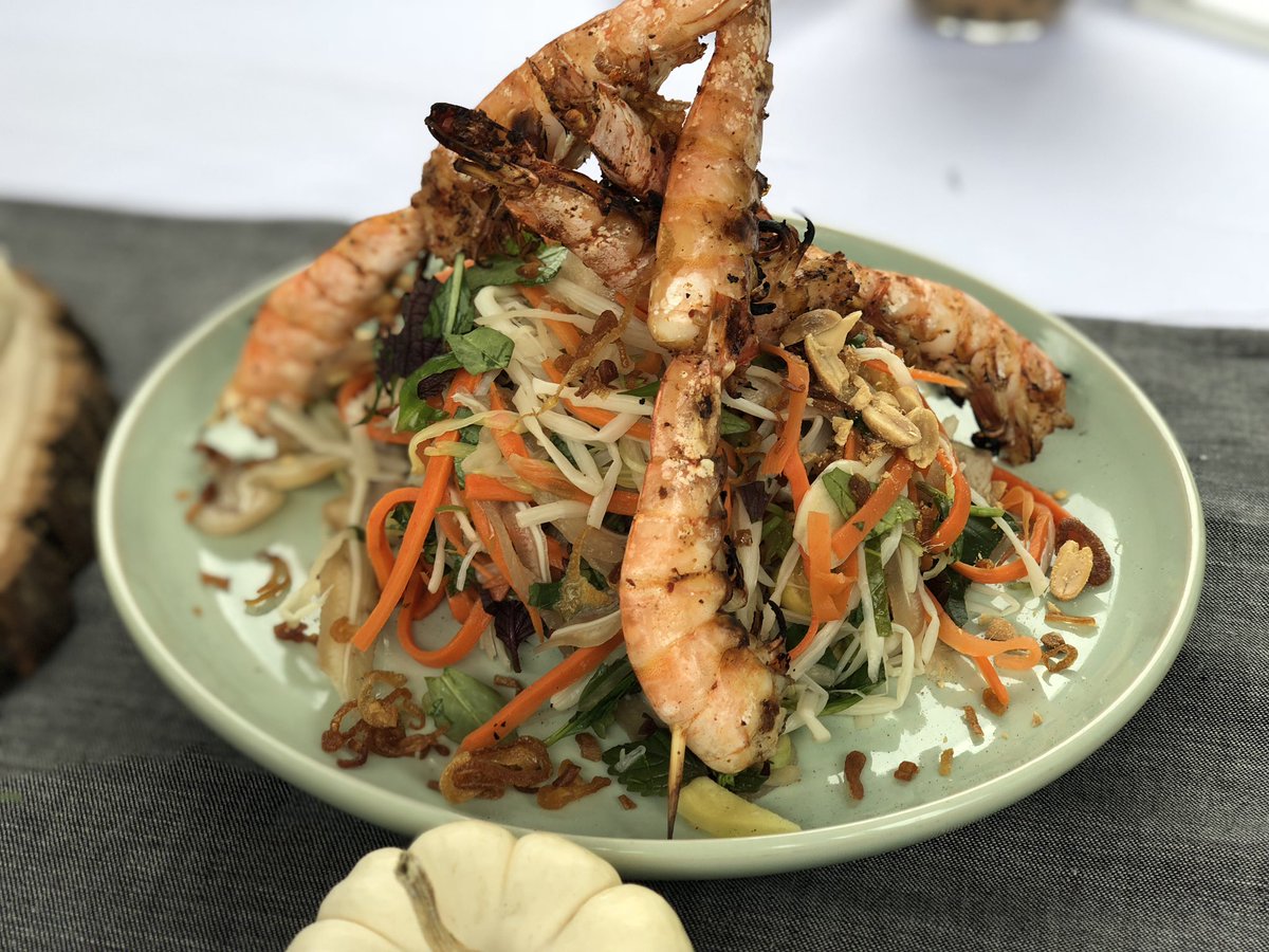 VietKieuSauce's tweet photo. We were so fortunate this weekend to be a part of and guests of Grandma Ly’s brunch that benefited the @thelakitchen Special thanks to the @ravenouscouple for their hospitality. The food was amazing &amp; we enjoyed everyone’s company! #vietkieusauce #sharedplatesLA #thelakitchen https://t.co/16HEG6sNib