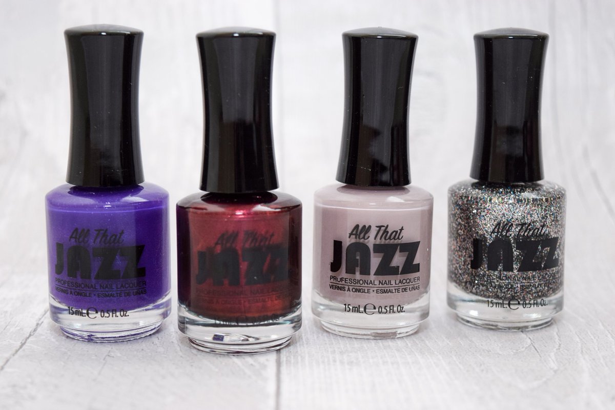 I have a new post up! I've been reviewing All That Jazz's new Designer nail polish collection: whatcatsays.co.uk/2018/10/review… #thegirlgang #nailpolishreview #allthatjazz #crueltyfree