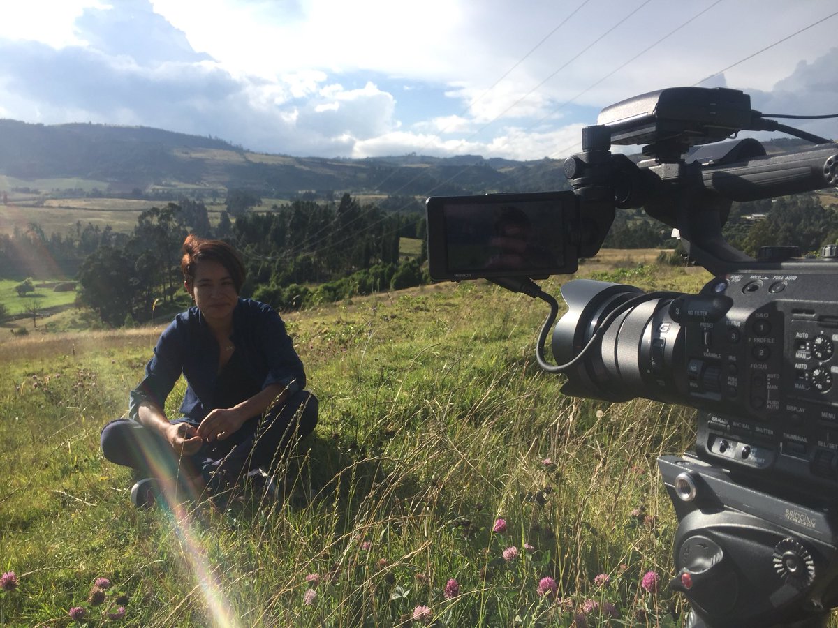 JUAN_SE_CHARRY's tweet photo. Hace unos días estábamos en Boyacá entrenando y hablando con @anacsanabria esta mujer espectacular , y hoy consigue nuevamente ser campeona de la #vueltaacolombiafemenina . Que grande Anita. Felicitaciones y un gran abrazo. #espnwoman https://t.co/sGzWQmHDPR