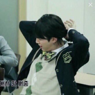 marshmaIIowjin's tweet photo. I can't believe kpop finally let us free, I'm crying fat happy tears, the flame new hope burning in my chest, the hope we can finally celebrate hype up or worry about our faves without them talking aboutus 24/7. DDAENG
#ARMYIndependenceDay https://t.co/v7WWF6asG3