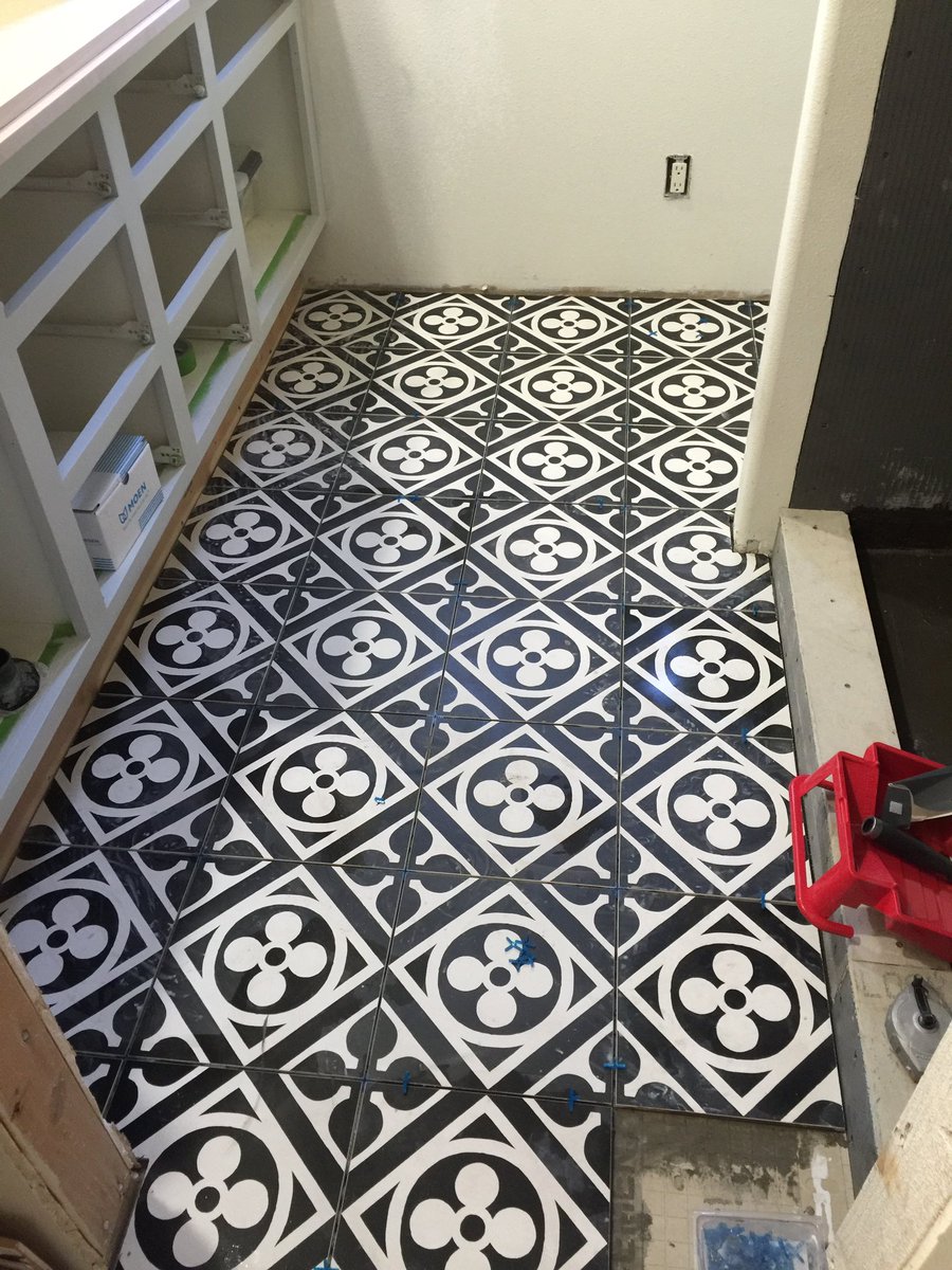 Medfordbedro's tweet photo. Check out this new beautiful pattern bathroom tile! The Chateau collection won her heart! ❤️
@BedrosiansTile https://t.co/nT7oMXlahy