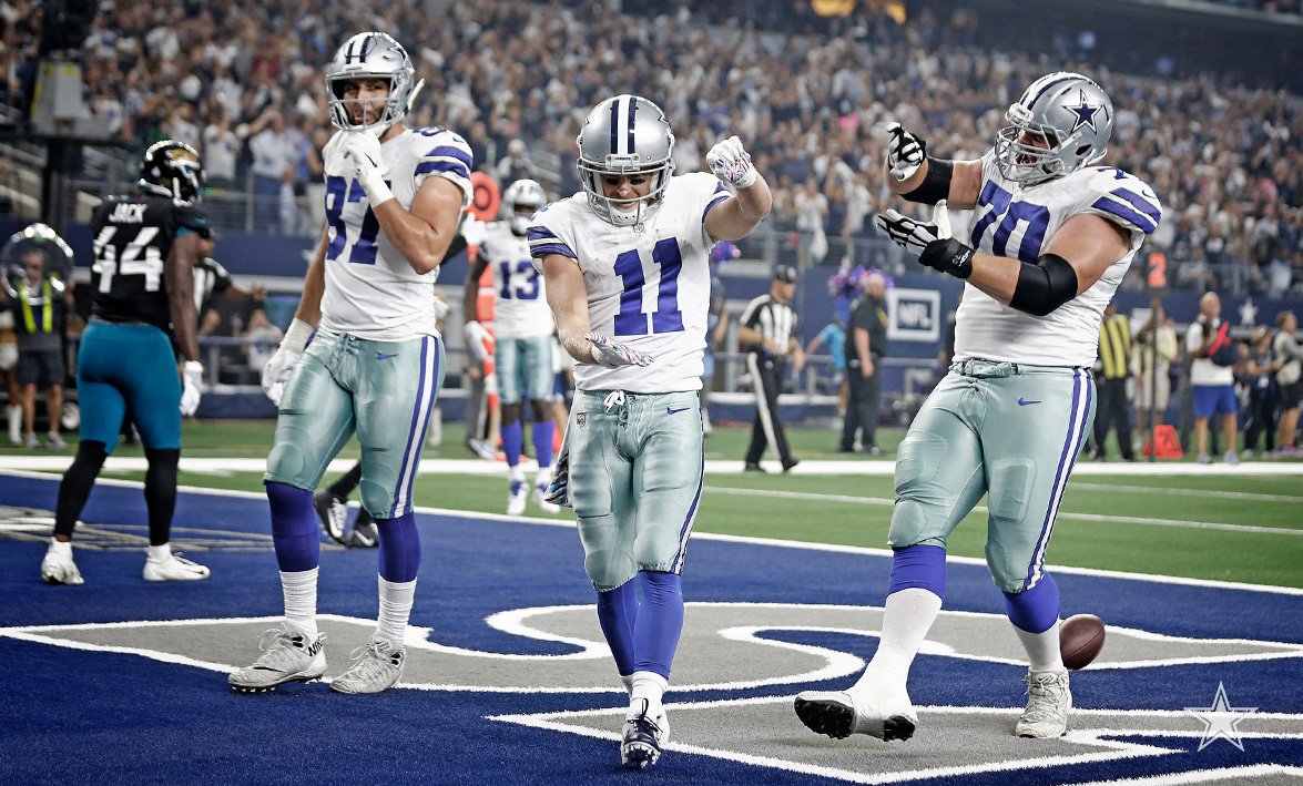 dallascowboys's tweet photo. This is @Bease11's second career 💯 yard receiving game!

#JAXvsDAL | #DallasCowboys https://t.co/ChW8lAzZLh
