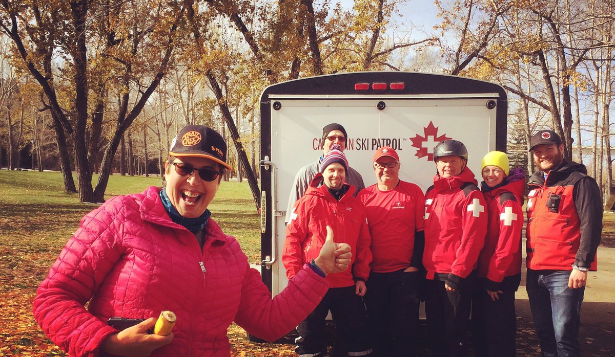 crantina's tweet image. Can I get a #hellyeh for the absolute best peeps out on our @5peaksrun trails. The #yyc #canadianskipatrol crew at our races  give the BEST support, cheers, hi5s and hugs! Thanks for a great season!! X0 #seeyounextyear #5peaks #getofftheroad #runwild #trailrunning #trailcrew