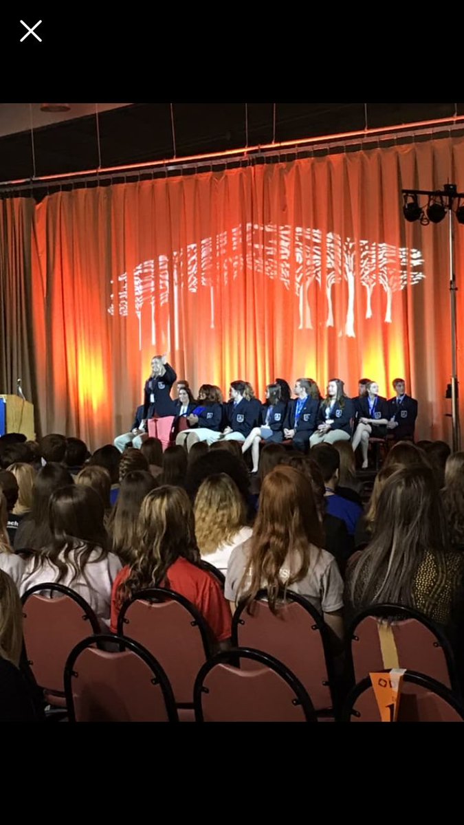 Tia4Advo's tweet photo. What an awesome opening session! Thanks to all who came to my booth &amp; learned the #TeachInspireAchieve message! I look forward to meeting more of you &amp; seeing what happens tomorrow! Vote Tia for Advocacy! 🔷 https://t.co/KGdbjAGdxs