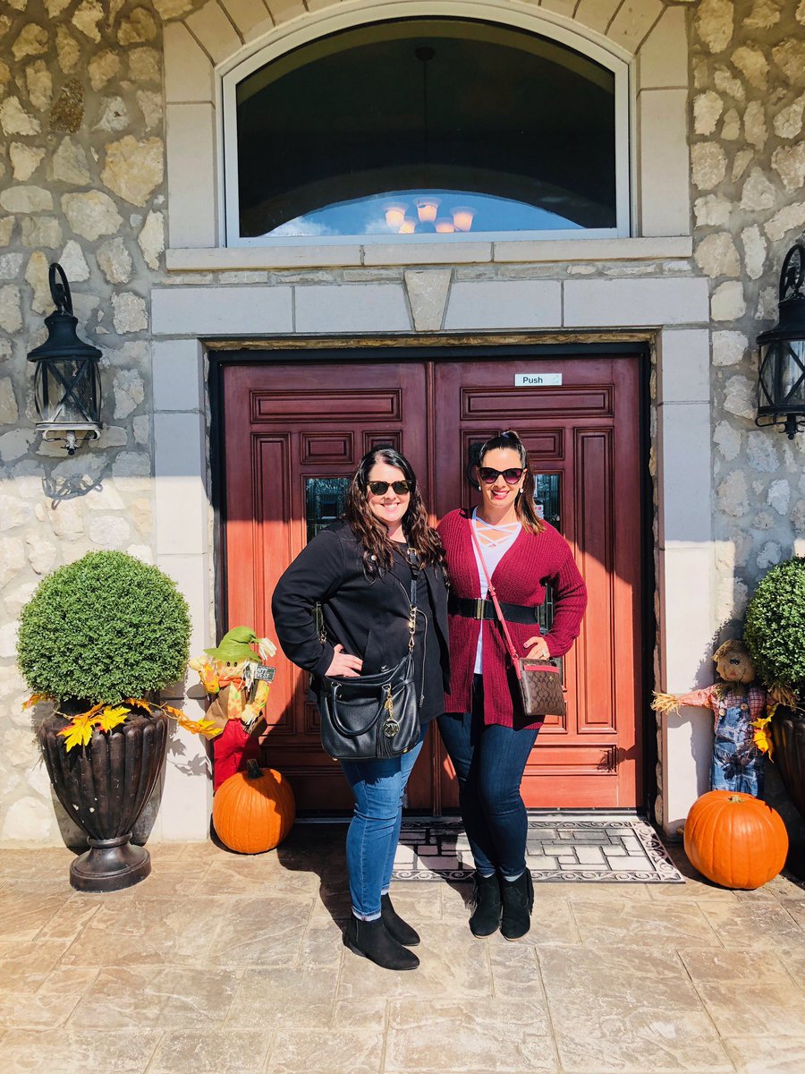 melvdub's tweet photo. BMO Wine Tour 🍂🍁🍷 https://t.co/tru2nM1Qzo