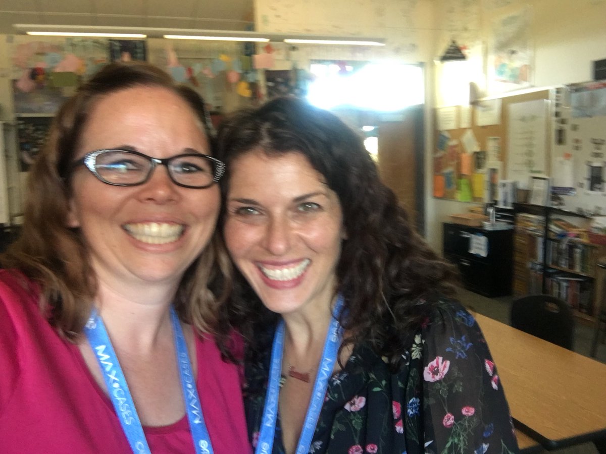 SarahCScribbles's tweet photo. Had the amazing opportunity to listen to these amazing #CUEeduauthors at #FallCUE It was like a dream being able to hear their process, ask questions, and chat with them. THIS was my #FallCUE18 moment ❤️❤️ I’m ready to kick up my blog and start working towards my dream https://t.co/OU04RtYm0g