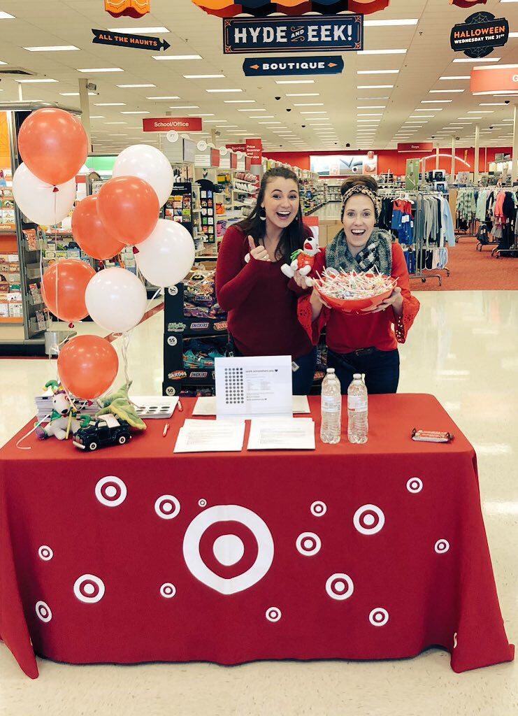 Couldn’t be more excited about the turn out for our hiring event this weekend!! 25 new hires to our Andover family and counting! ❤️❤️❤️#WorkSomewhereYouLove #holidaydomination <a href="/Howard_JoshT/">Josh Howard</a> @jonaltena